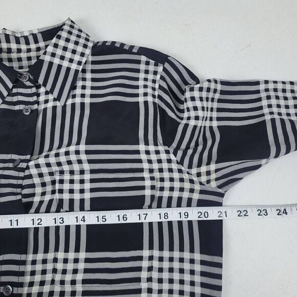 Equipment Femme Women’s Medium Black White Striped 100% Silk Button Down Shirt - Picture 6 of 7